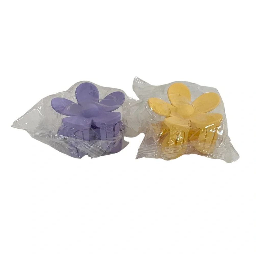 Large Flower Hair Accessories Claw Hair Clips Set of 2 Yellow & Purple NWOT - Picture 9 of 12